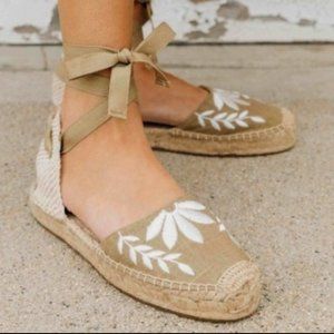 Soludos Taupe Floral Ankle Tie Platform Espadrille